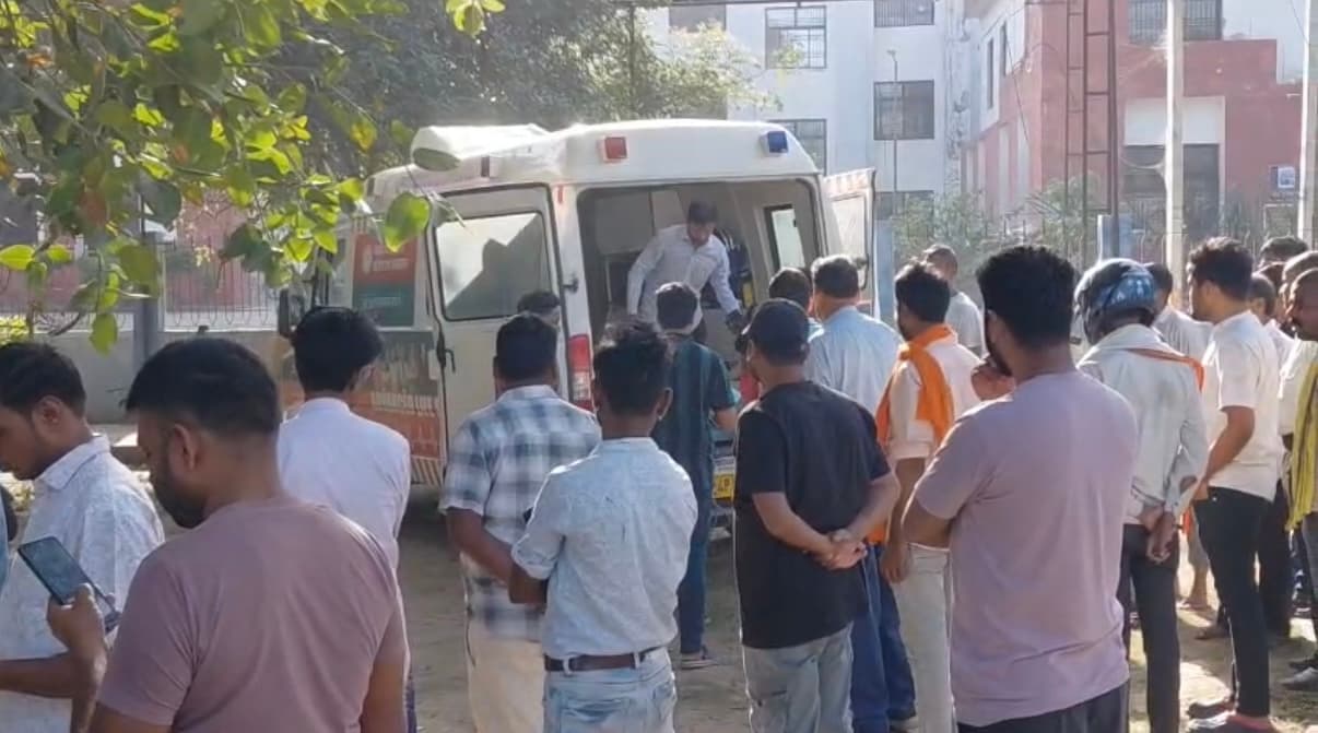 सुबह-सुबह मौत का तांडव! सासाराम में ट्रैक्टर ने एक ही परिवार के तीन को कुचला