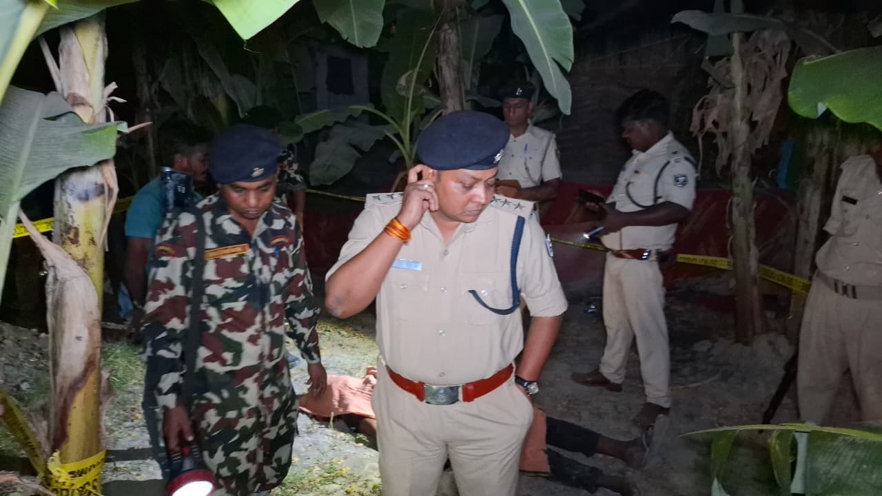 प्रेमिका के घर में घुस पहले मारी गोली फिर खुद को उड़ा लिया, मृतक के परिजन ने साजिश के तहत हत्या का लगाया आरोप