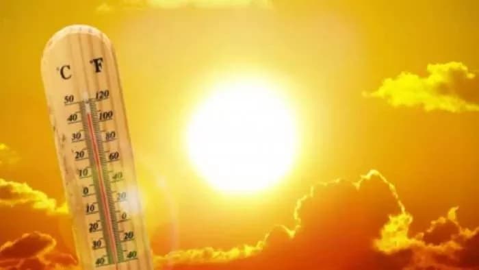 बिहार में गर्मी लेने लगा है रौद्र रूप, कई जिलों में पारा 40 पार, स्कूलों की बदली टाइमिंग