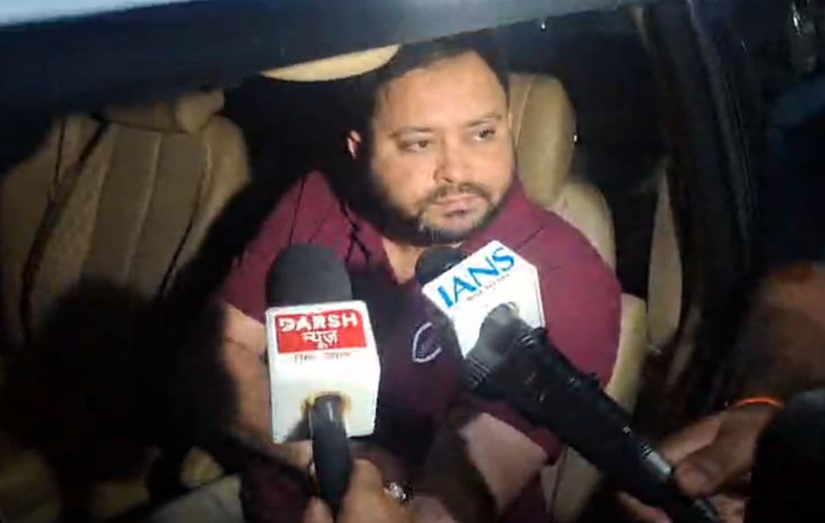 BJP पर बरसे तेजस्वी, कहा 'सरकार बनाने में व्यस्त हैं, 2 महीने से नहीं हुई कैबिनेट की बैठक', बर्बाद कर दिया बिहार को