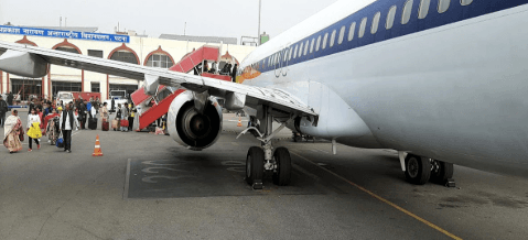 Patna Airport Bomb : पटना एयरपोर्ट को बम से उड़ाने की धमकी, एयरपोर्ट डायरेक्टर के E-mail ID पर...