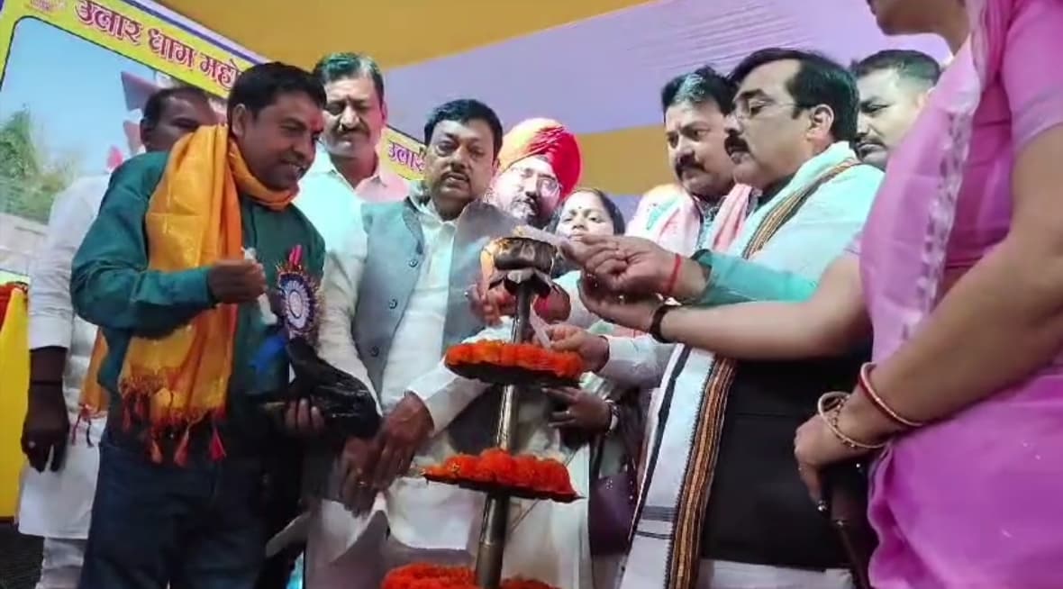 उलार महोत्सव का आयोजन, मंत्री के साथ आम लोगों की जुटी भीड़..