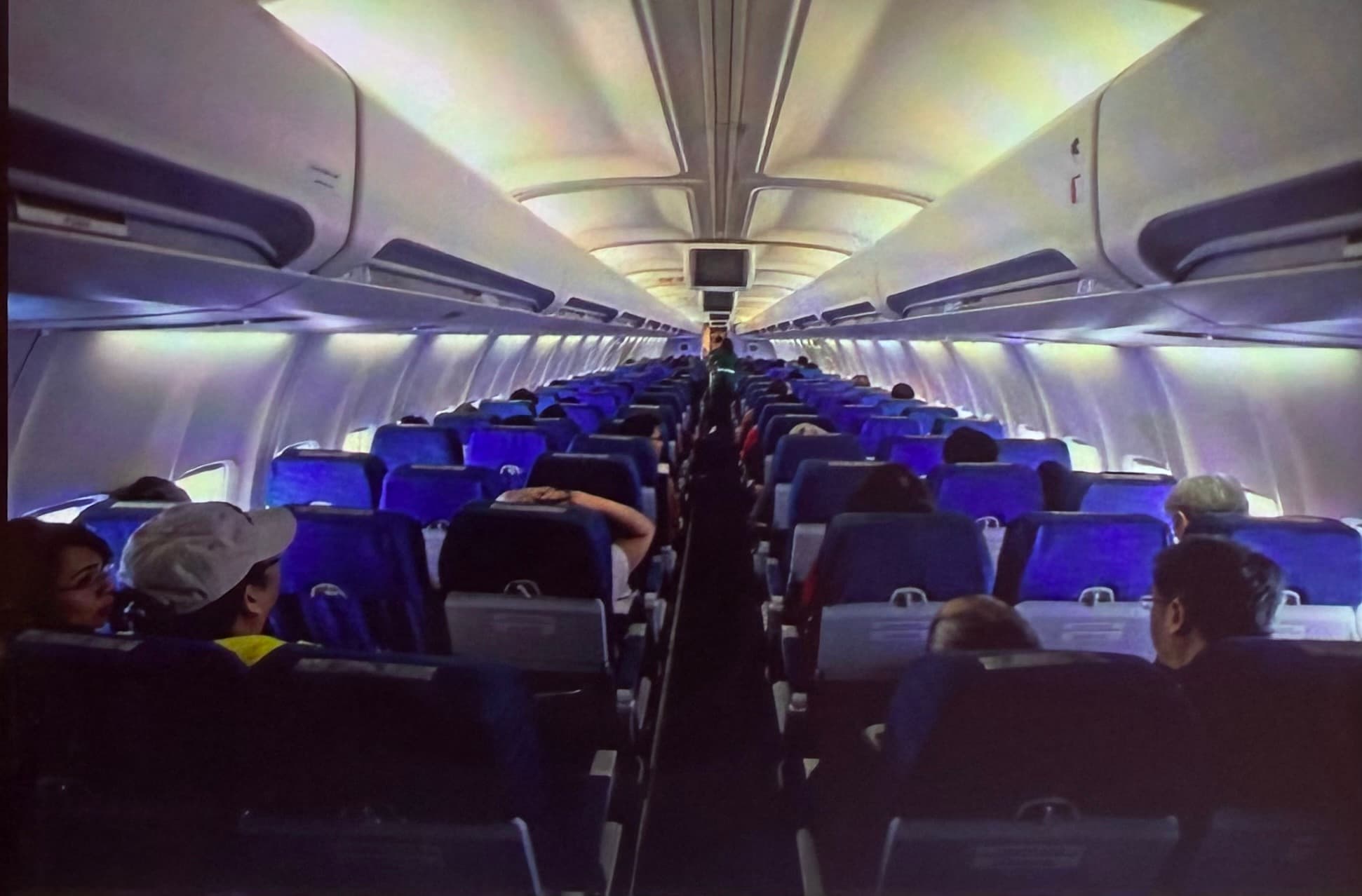 Flight me travel karna hua aasaan