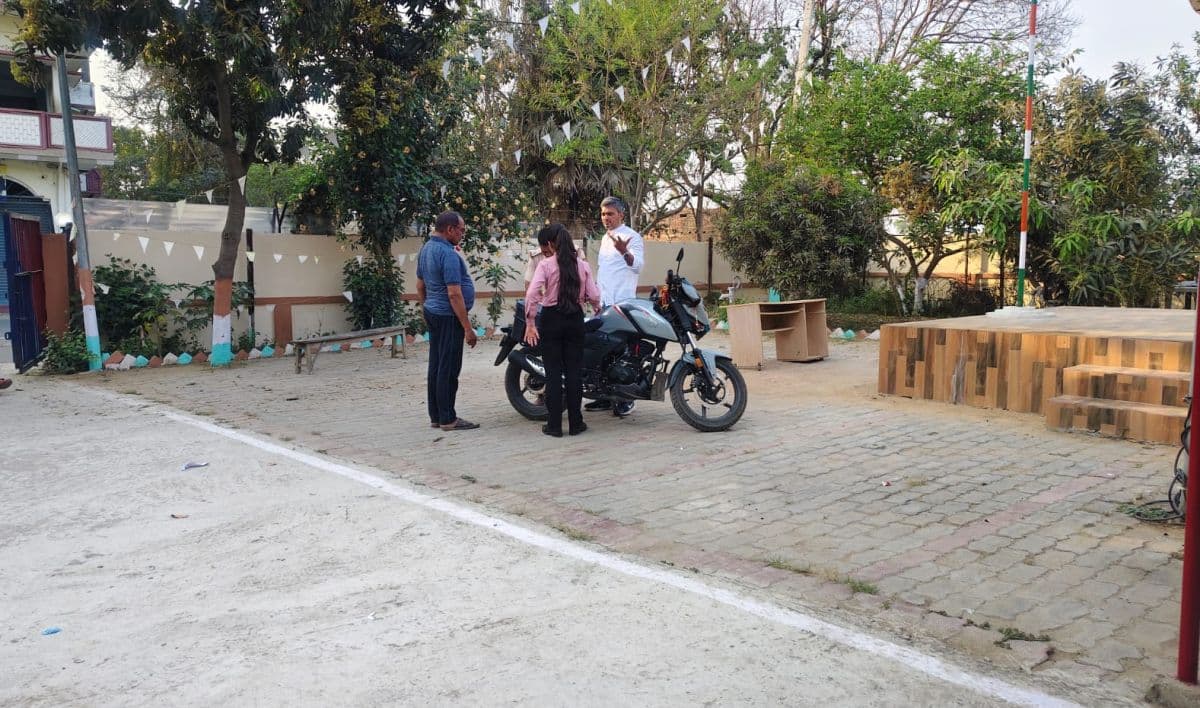 चौथी बार पूछताछ के लिए CBI की टीम पहुंची जहानाबाद, NEET छात्रा के परिजनों ने नहीं की बात...