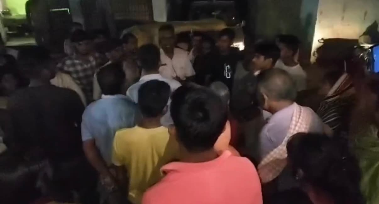 Jahanabaad me goliBari