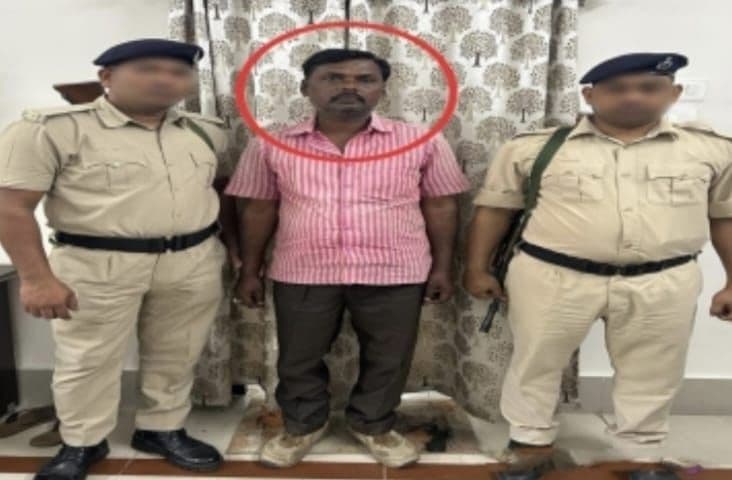 भ्रष्टाचार निवारण कार्रवाई में सिर्फ सरकारी कर्मी ही नहीं जनप्रतिनिधि भी हैं निशाने पर, सीतामढ़ी में मुखिया...