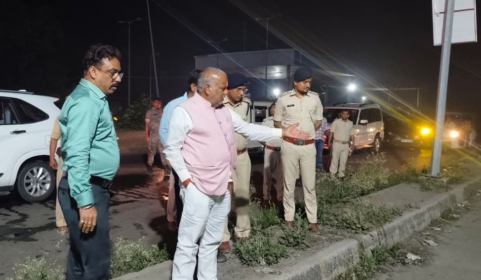 किशनगंज-अररिया सीमा पर बनेगा नया चेकपोस्ट, परिवहन मंत्री ने निरीक्षण के दौरान...