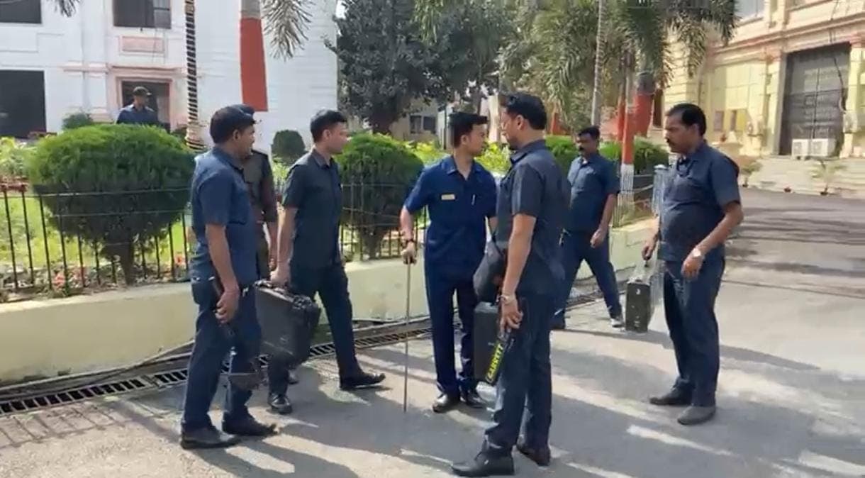 बिहार विधानसभा को बम से उड़ाने की मिली धमकी, आनन फानन में...