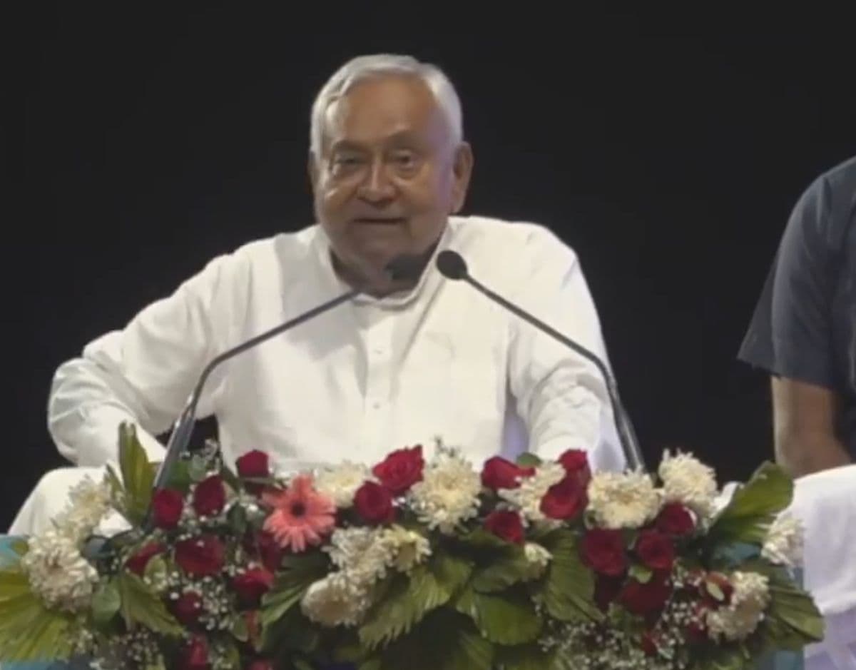 समृद्धि यात्रा के समापन कार्यक्रम में भी लालू-राबड़ी कार्यकाल पर बरसे CM नीतीश, बताई अपनी सरकार की उपलब्धियां..