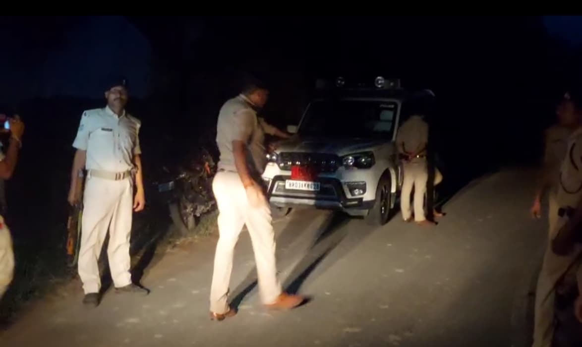 पटना के सालिमपुर में पेट्रोल पंप मैनेजर से 5 लाख से ज्यादा की लूट..